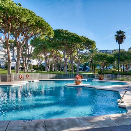 Playas Del Duque, Puerto Banus, Golf .Playa Y Compras Apartment Marbella Luaran gambar