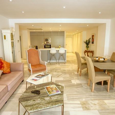 Playas Del Duque, Puerto Banus, Golf .Playa Y Compras Apartment Marbella Luaran gambar